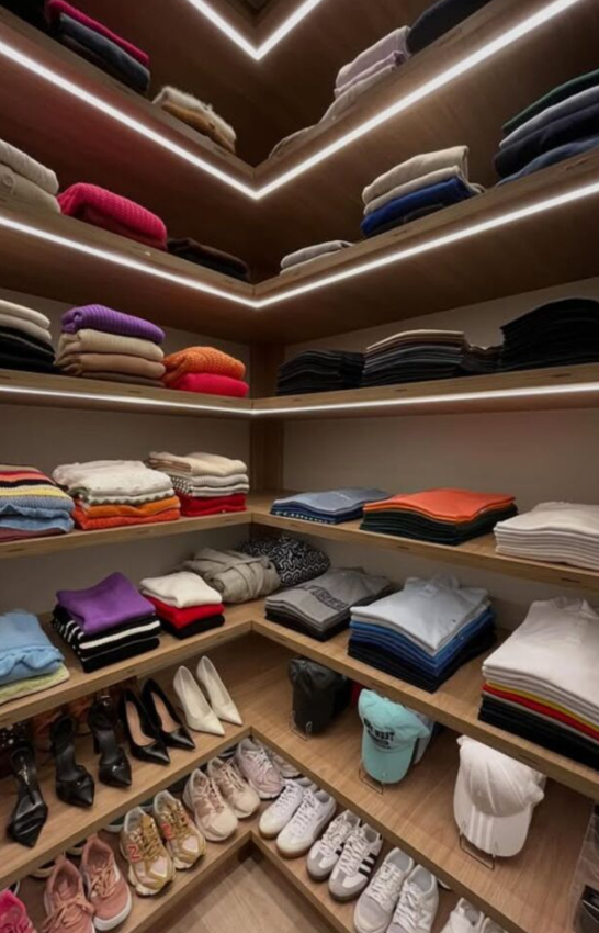 25 Hoodie Storage Ideas for 2026